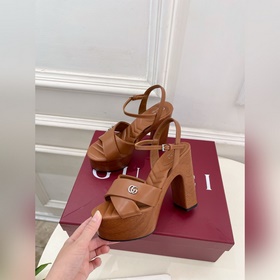 Gucci 25SS  Наконец-то появилась ф