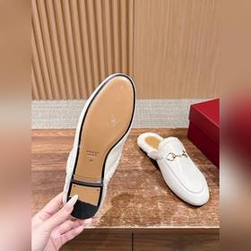 GUCCI Осень/Зима Новинка Мюлиз кожи яг