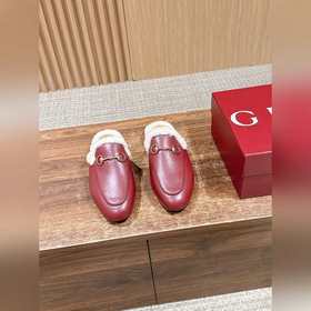 GUCCI Осень/Зима Новинка Мюлиз кожи яг