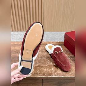 GUCCI Осень/Зима Новинка Мюлиз кожи яг
