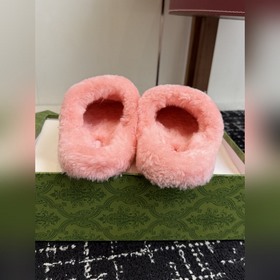 Высококачественные шерстяные сабо Guc