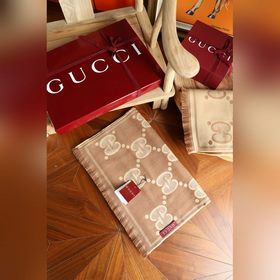 Gucci [GG Monogram] Однотонный  У