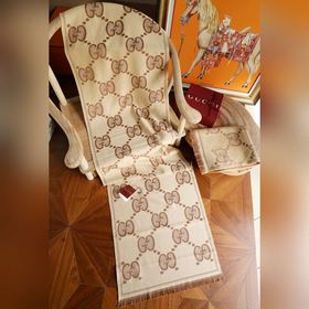 Gucci [GG Monogram] Однотонный  У