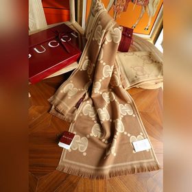 Gucci [GG Monogram] Однотонный  У