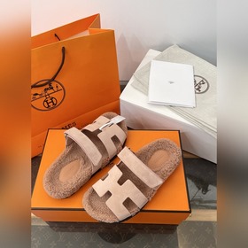 HERMES 2026 Love Horse Family Суэд Тед