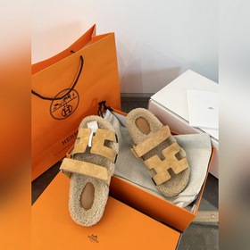 HERMES 2026 Love Horse Family Суэд Тед