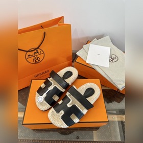 HERMES Классические тапочкиз плюша 