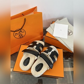 HERMES Классические тапочкиз плюша 
