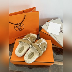 HERMES Классические тапочкиз плюша 