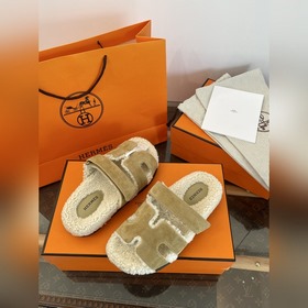 HERMES Классические тапочкиз плюша 