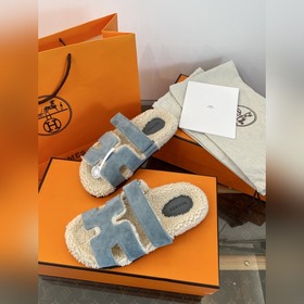 HERMES Классические тапочкиз плюша 