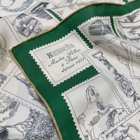 Коллекционный квадратный шарф Hermès F