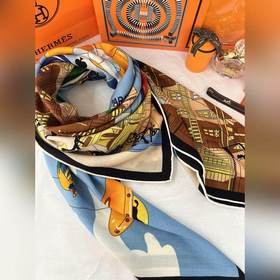 Шарф Hermès Parade 140 см в квадрате Р