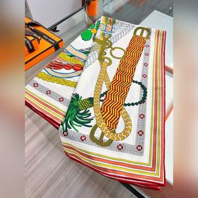 Шарф Hermès с ручной обработкой кра