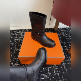 Hermès Осень/Зима Новинка： ботильоны в