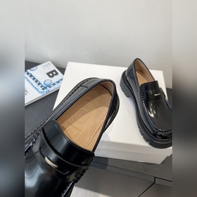 Высококачественная новинка LOEWE FW25