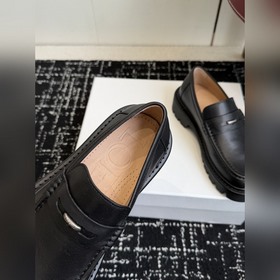 LOEWE 25SS Осень/Зима Новинка Лоферы с