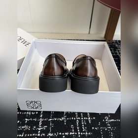 LOEWE 25SS Осень/Зима Новинка Лоферы с