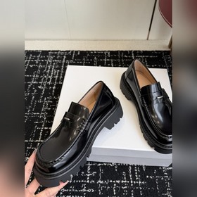 LOEWE 25SS Осень/Зима Новинка Лоферы с