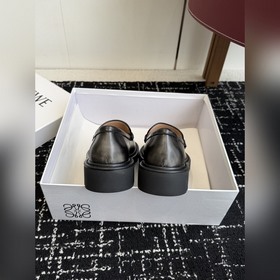 LOEWE 25SS Осень/Зима Новинка Лоферы с