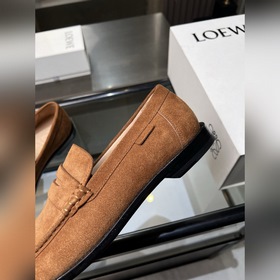Loewe Premium — бестселлер среди мужск