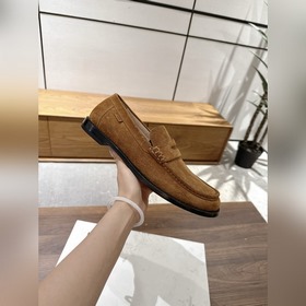 Loewe Premium — бестселлер среди мужск