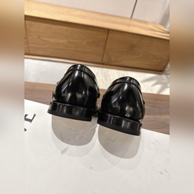 Loewe Premium — бестселлер среди мужск