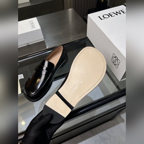 Loewe Premium — бестселлер среди мужск