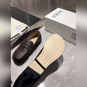 Loewe Premium — бестселлер среди мужск