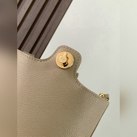 Сумка Pebble Bucket Сумка Pebble, изго