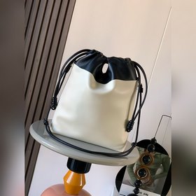 Loewe Новая мягкая двухцветная сумка-т