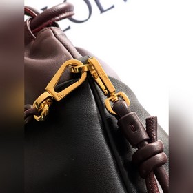 Loewe Новая мягкая двухцветная сумка-т