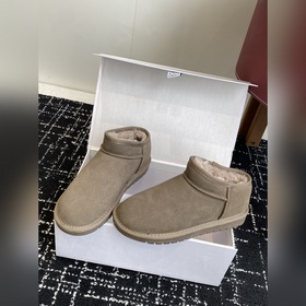 LOEWE 25SS Осенняя/зимняя коллекция：