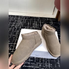 LOEWE 25SS Осенняя/зимняя коллекция： 
