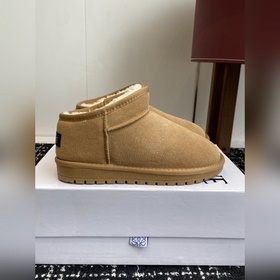 LOEWE 25SS Осенняя/зимняя коллекция：