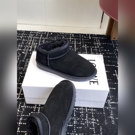 LOEWE 25SS Осенняя/зимняя коллекция： 