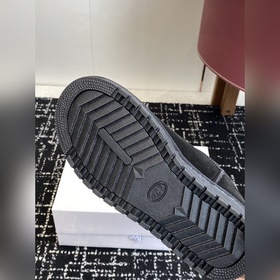LOEWE 25SS Осенняя/зимняя коллекция： 
