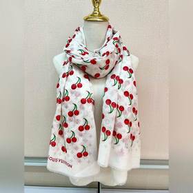 Шарф LV TM Monogram Cerise из коллекци