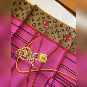 Шелковый шарф Louis Vuitton 90 изготов