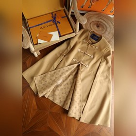 Кожаная накидка А-силуэта. Абсолютно