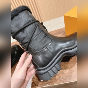Ботильоны LOUIS VUITTON из овчины Эта 