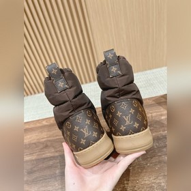 LOUIS VUITTON# Новейшие осенне-зимние 