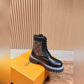 Louis Vuitton Monogram Осень/Зима Нови