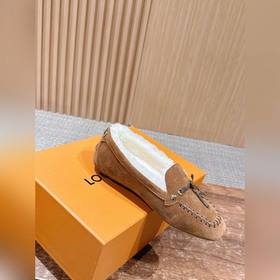 Louis Vuitton# Эти туфли-муле Cortina