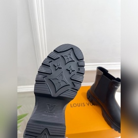 LV Louis Vuitton 25SS 2026 Осенняя/