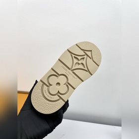 Короткие сапоги LV Louis Vuitton L Hou