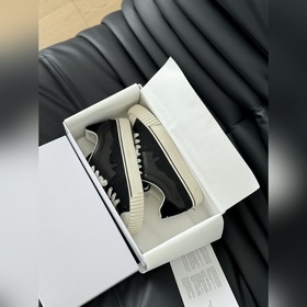 Maison Margiela MM6 – самая яркая моде
