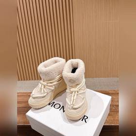 Новые осенне-зимние ботинки Moncler с