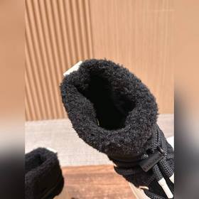 Новые осенне-зимние ботинки Moncler с 