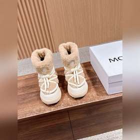 Новые осенне-зимние ботинки Moncler с